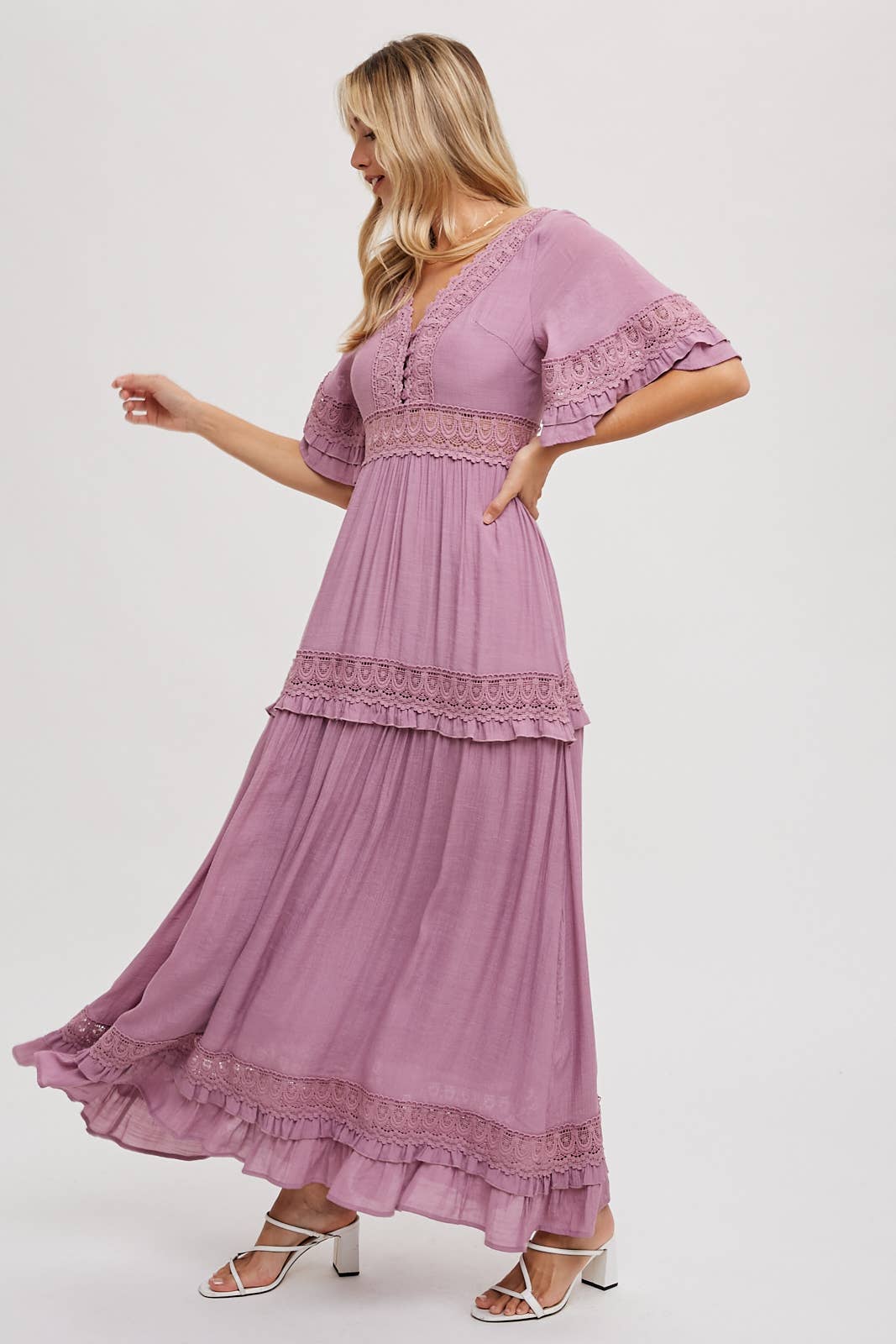 V-NECK LACE TRIM MAXI DRESS