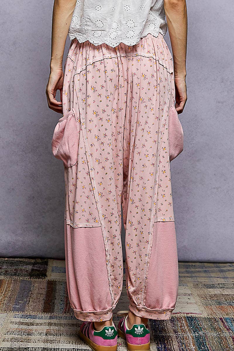 Oversized Floral Pattern Printed Knit Pants