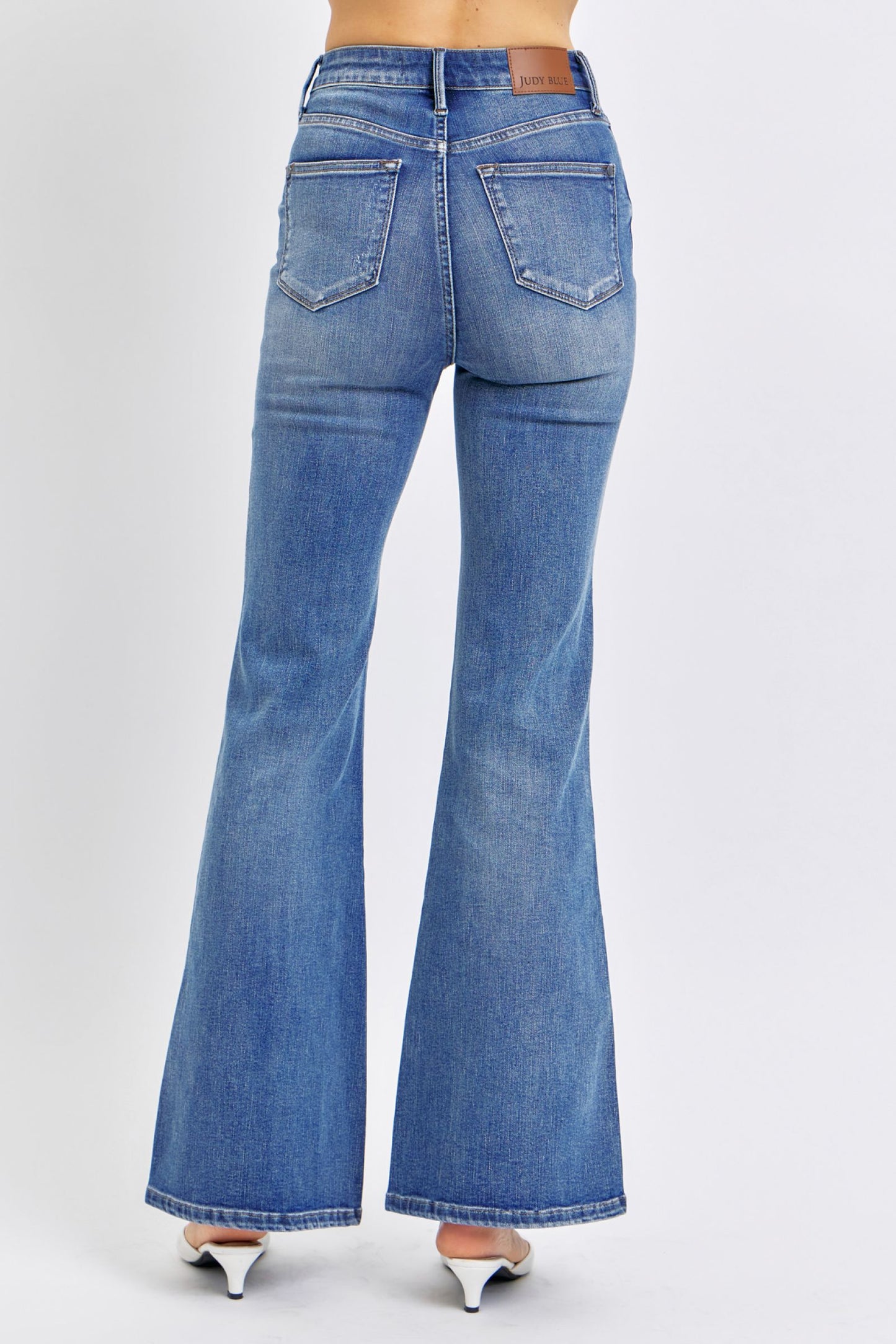 HR Judy Blue Tummy Control Flares