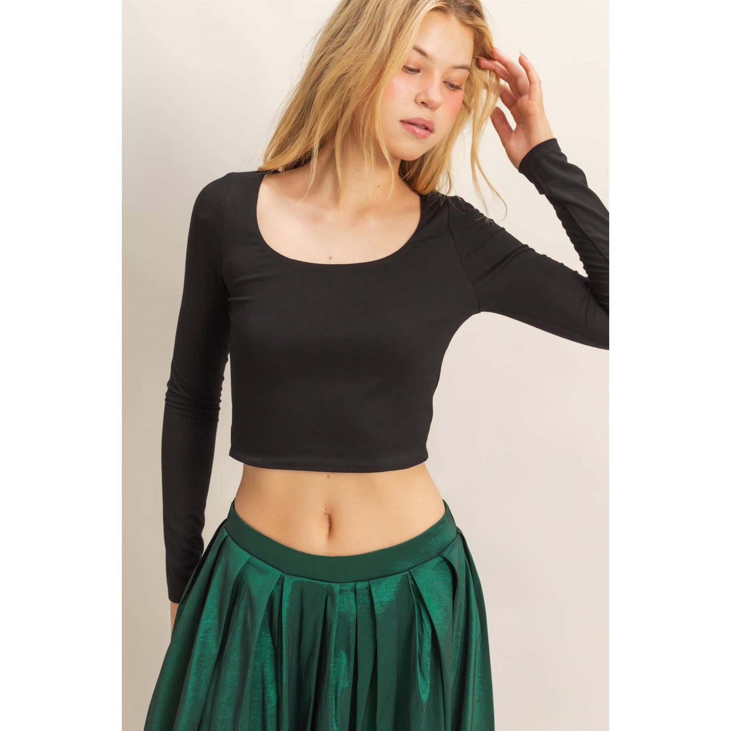 Cropped Scoop Neck Top